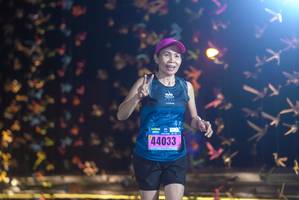 BIB: 44033
                            <button type="button" onclick="openModal(18283881)" class="btn btn-primary btn-sm float-right btn-popup" data-toggle="modal" data-target=".modal-high-quality">
                        <i class="fas fa-shopping-cart"></i> Add to Cart
                    </button>
                                            <button type="button" onclick="isThisMe(18283881, true)" class="btn btn-success btn-sm float-right btn-popup btn-isme hidden" data-toggle="tooltip" data-placement="bottom" title="นี่คือรูปของคุณใช่ไหม คลิกที่นี่เพื่อเอาเข้าอัลบั้ม">
                        <i class="fas fa-plus"></i> Add to album
                    </button>
                    <button type="button" onclick="isThisMe(18283881, false)" class="btn btn-warning btn-sm float-right btn-popup btn-isnotme hidden">
                        <i class="fas fa-ban"></i> Remove from album
                    </button>